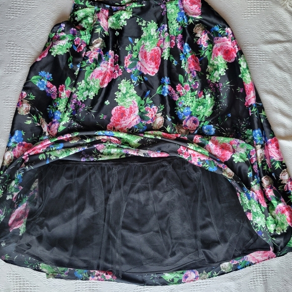 Blondie Nites Formal Maxi Length Floral Prom/Evening Full Skirt - Picture 7 of 12